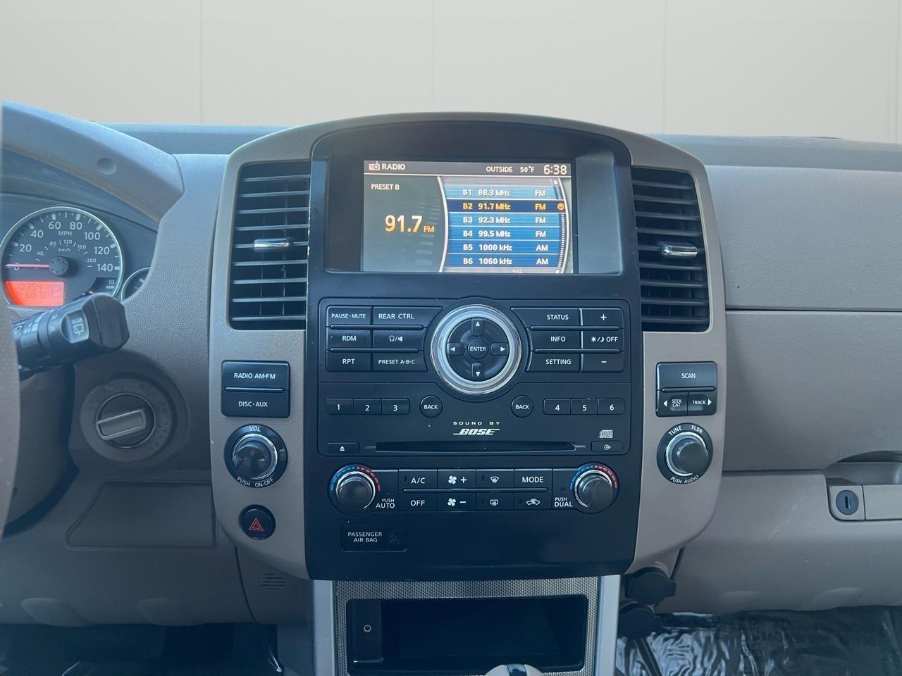 Nissan Pathfinder 4WD 4dr V6 Silver Edition 2012