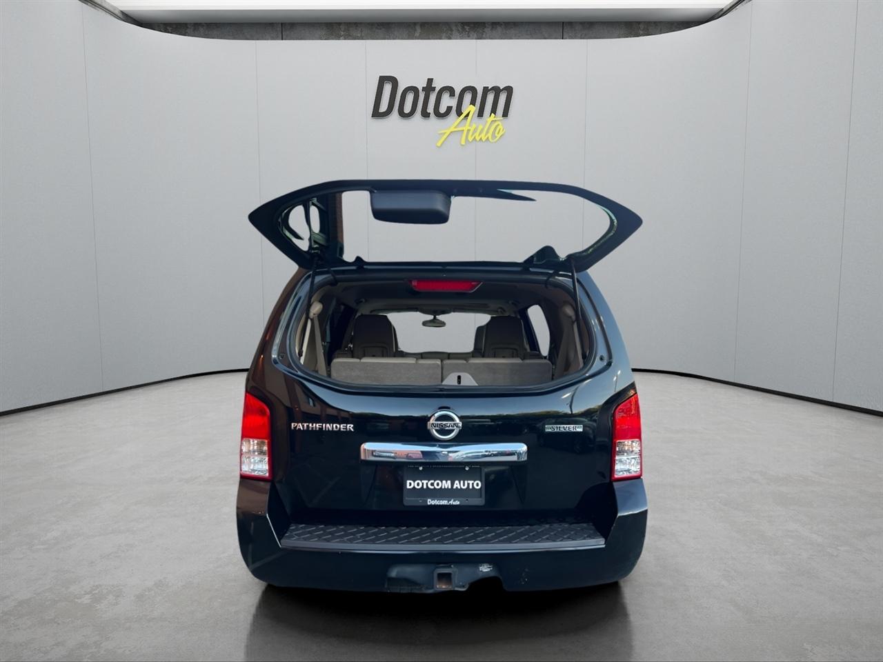 Nissan Pathfinder 4WD 4dr V6 Silver Edition 2012