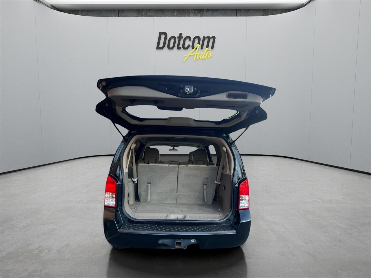 Nissan Pathfinder 4WD 4dr V6 Silver Edition 2012