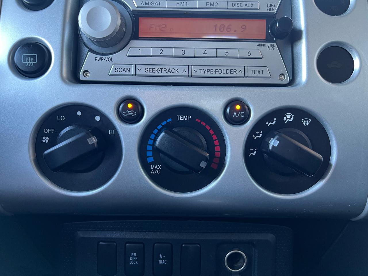 Toyota FJ Cruiser 4WD AT 2008