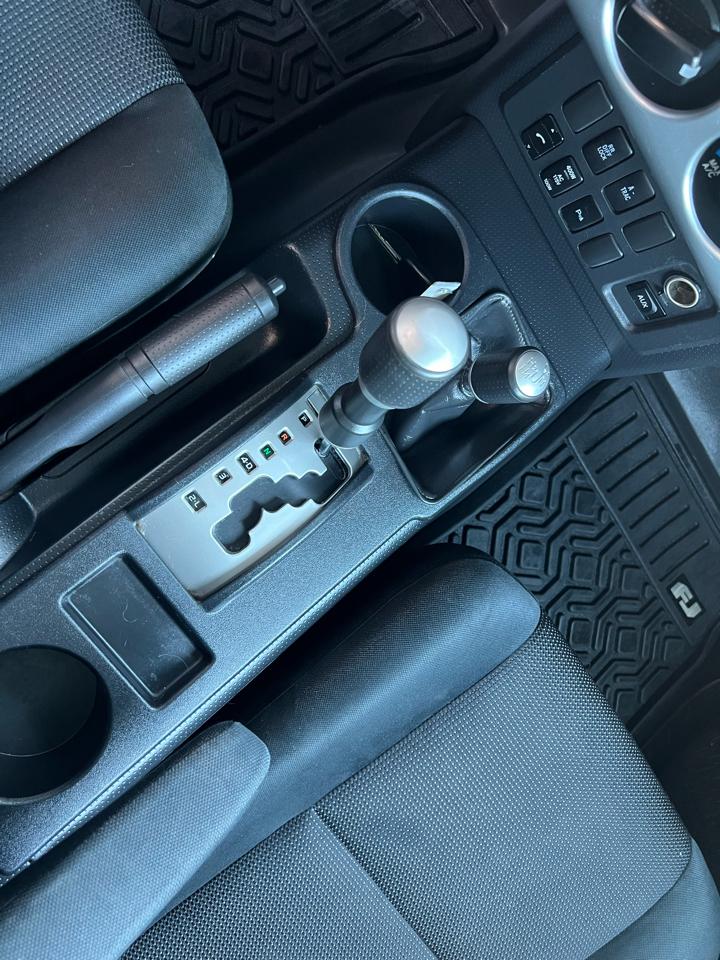 Toyota FJ Cruiser 4WD AT 2008