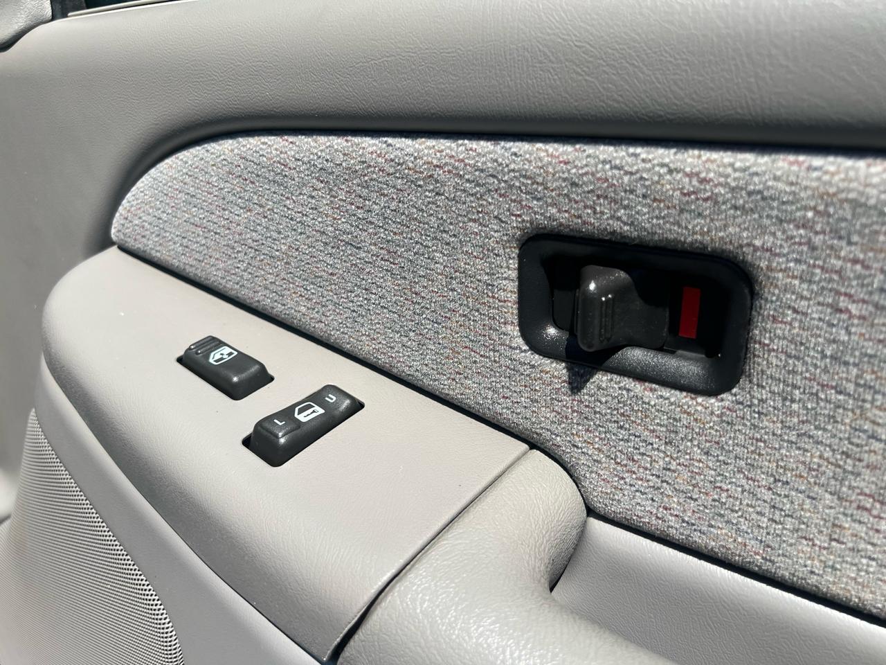 GMC Sierra 1500 SL Ext. Cab 4-Door Long Bed 2WD 2000