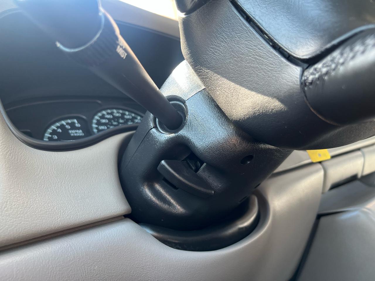 GMC Sierra 1500 SL Ext. Cab 4-Door Long Bed 2WD 2000