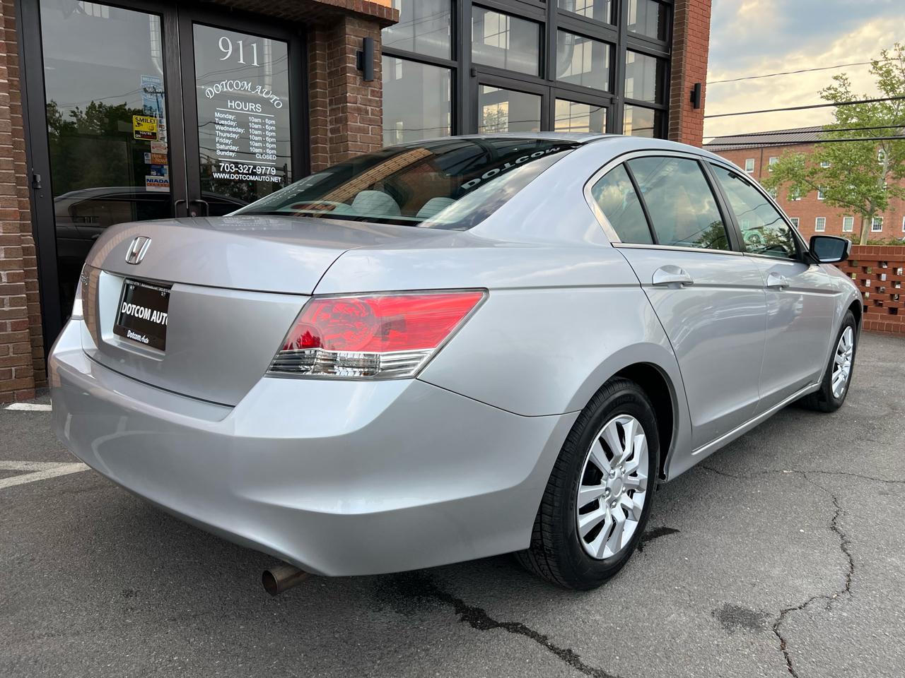 Honda Accord LX sedan AT 2009