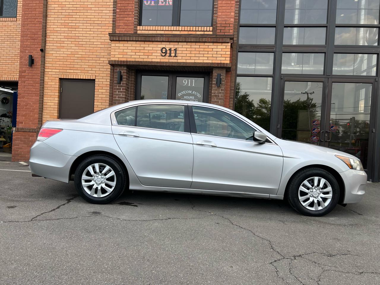 Honda Accord LX sedan AT 2009