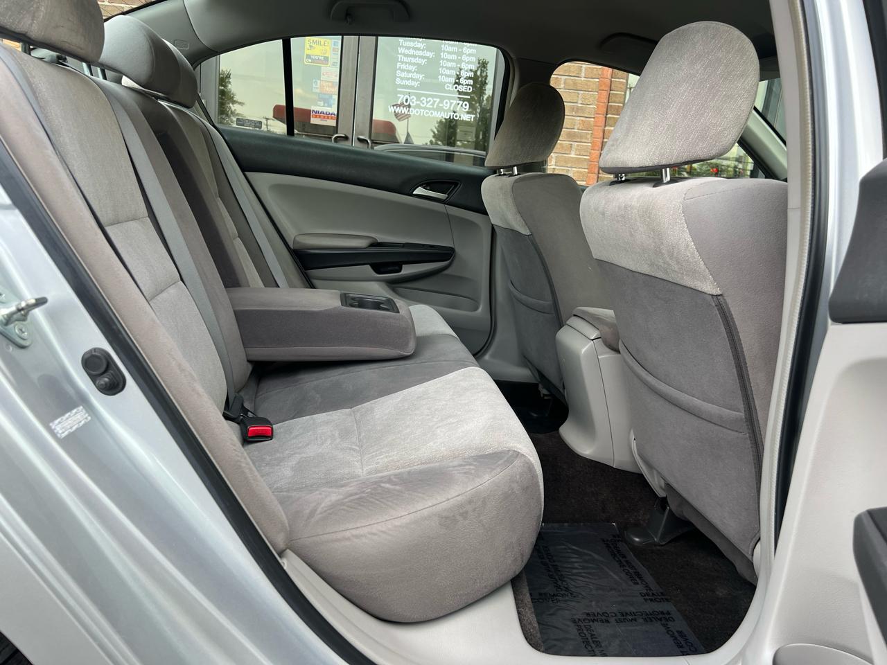 Honda Accord LX sedan AT 2009