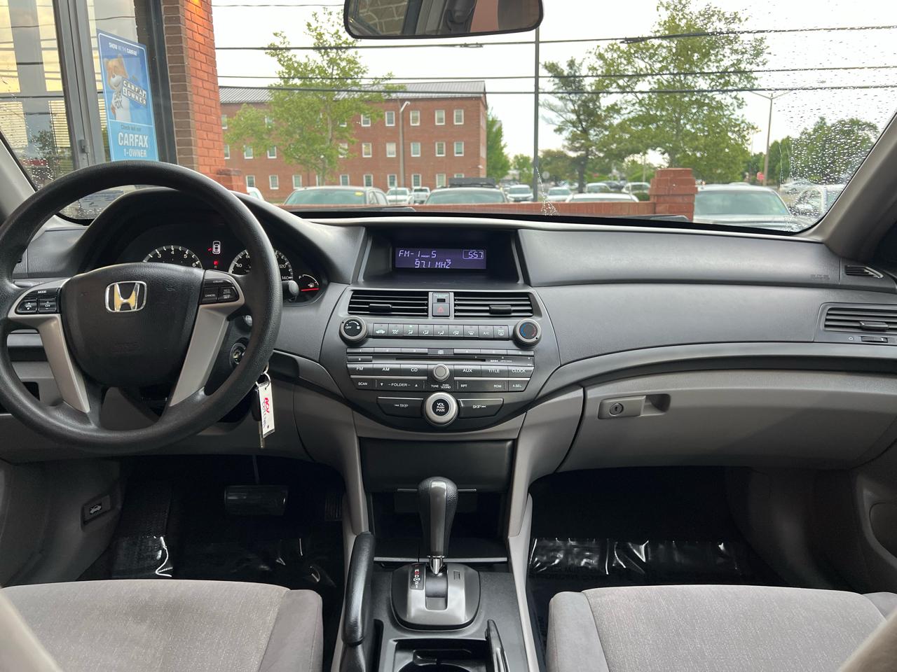 Honda Accord LX sedan AT 2009