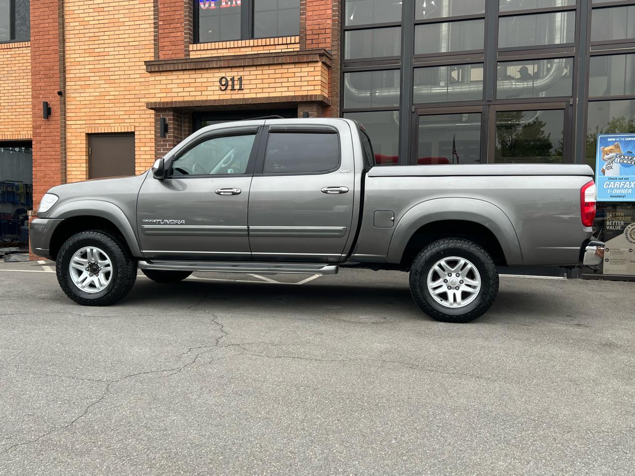 Toyota Tundra SR5 Double Cab 4WD 2004