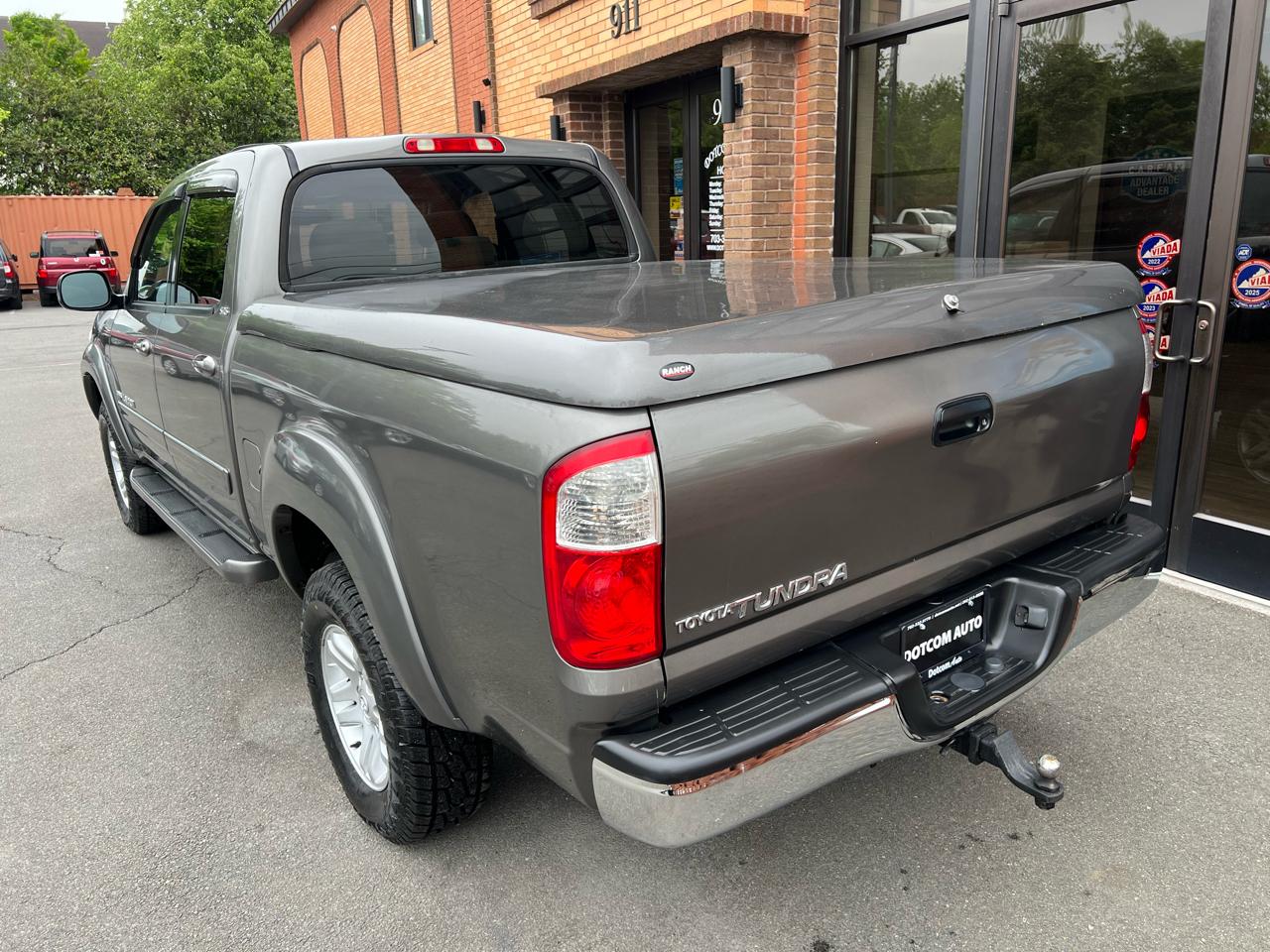 Toyota Tundra SR5 Double Cab 4WD 2004