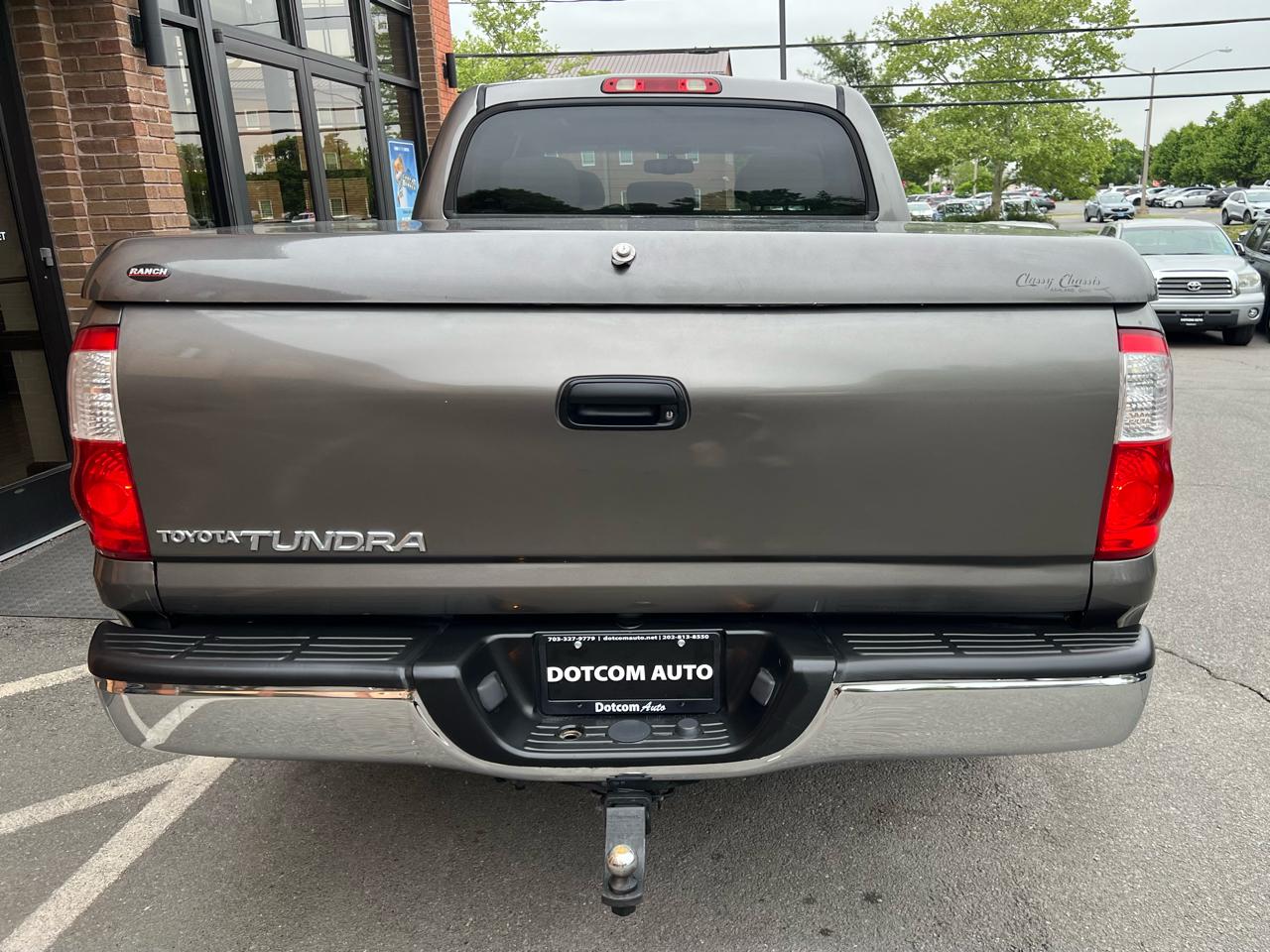 Toyota Tundra SR5 Double Cab 4WD 2004