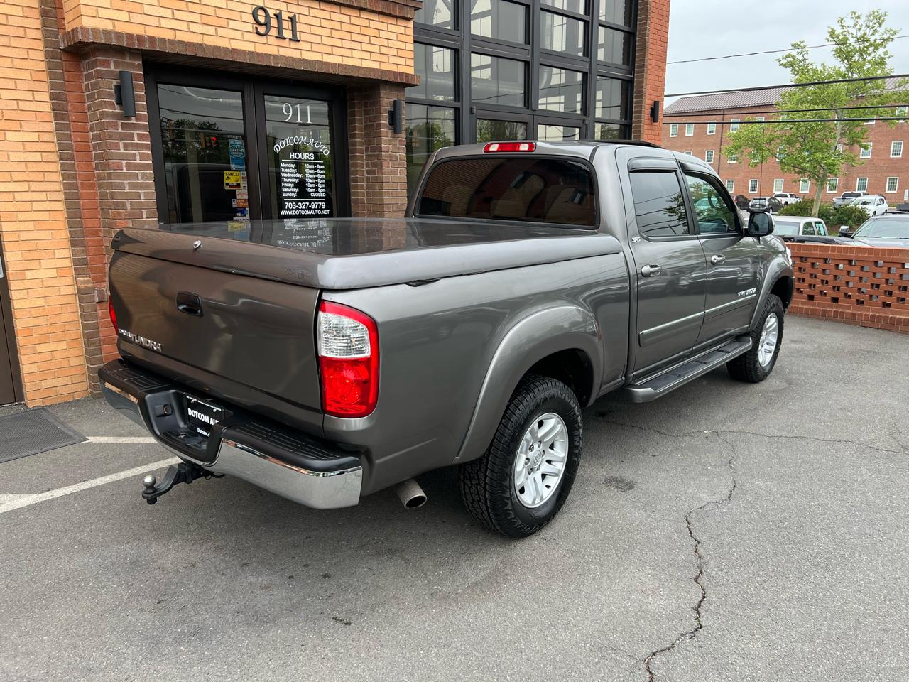 Toyota Tundra SR5 Double Cab 4WD 2004