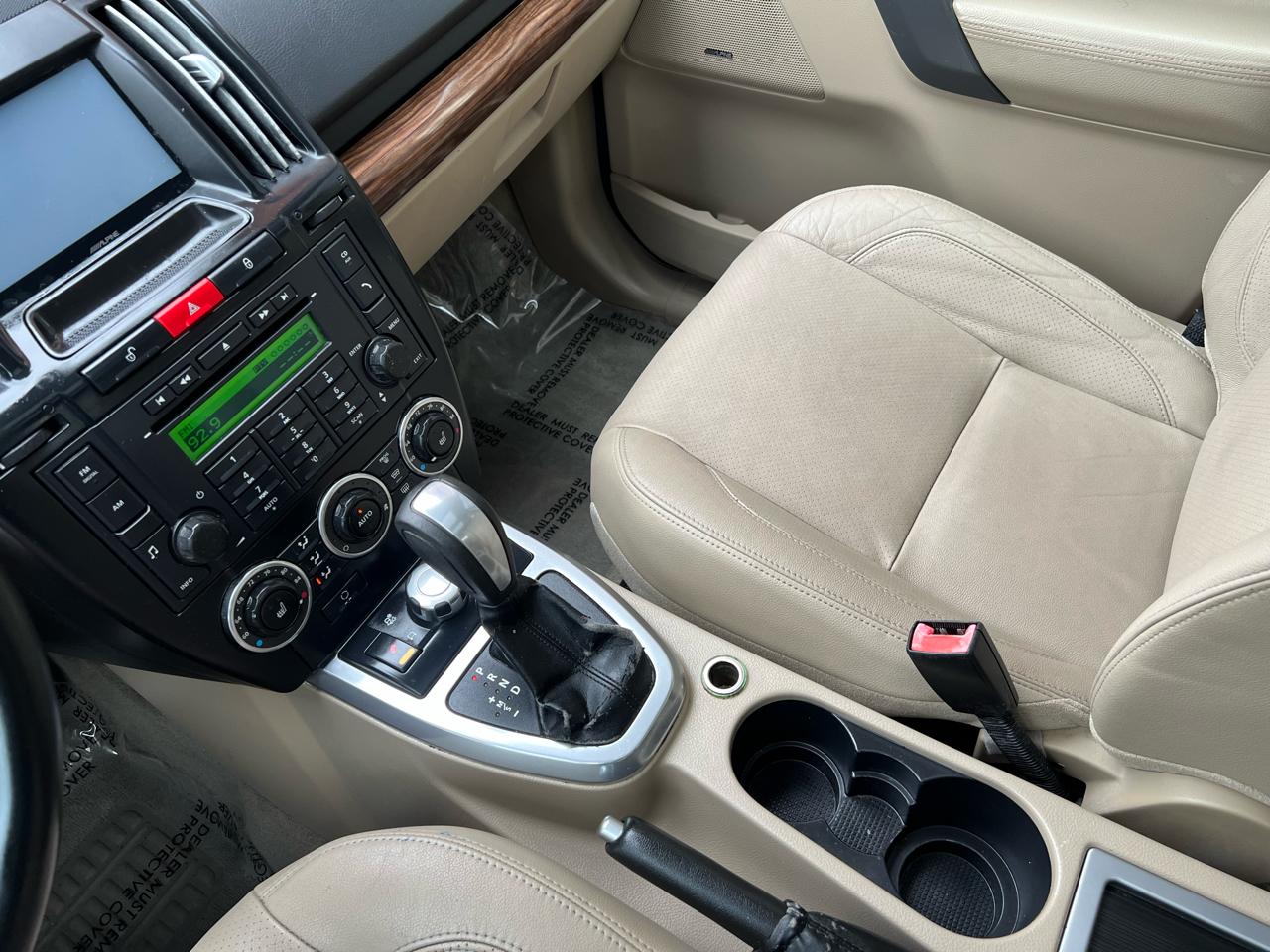 Land Rover LR2 HSE 2010