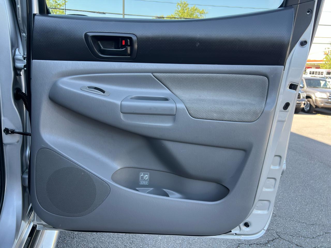 Toyota Tacoma Double Cab Long Bed V6 Auto 4WD 2010