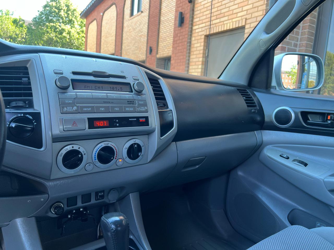 Toyota Tacoma Double Cab Long Bed V6 Auto 4WD 2010