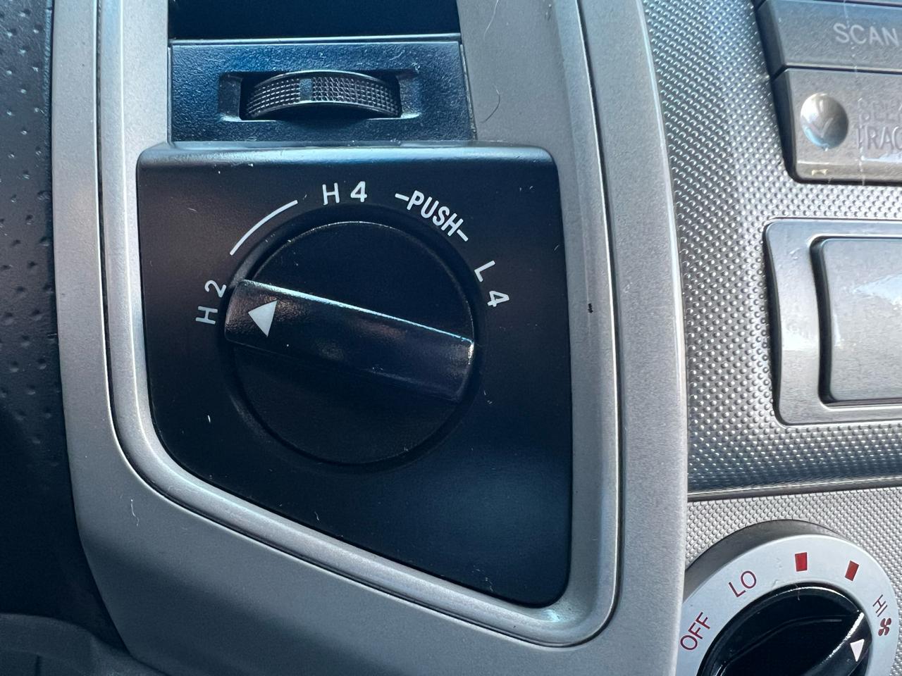 Toyota Tacoma Double Cab Long Bed V6 Auto 4WD 2010