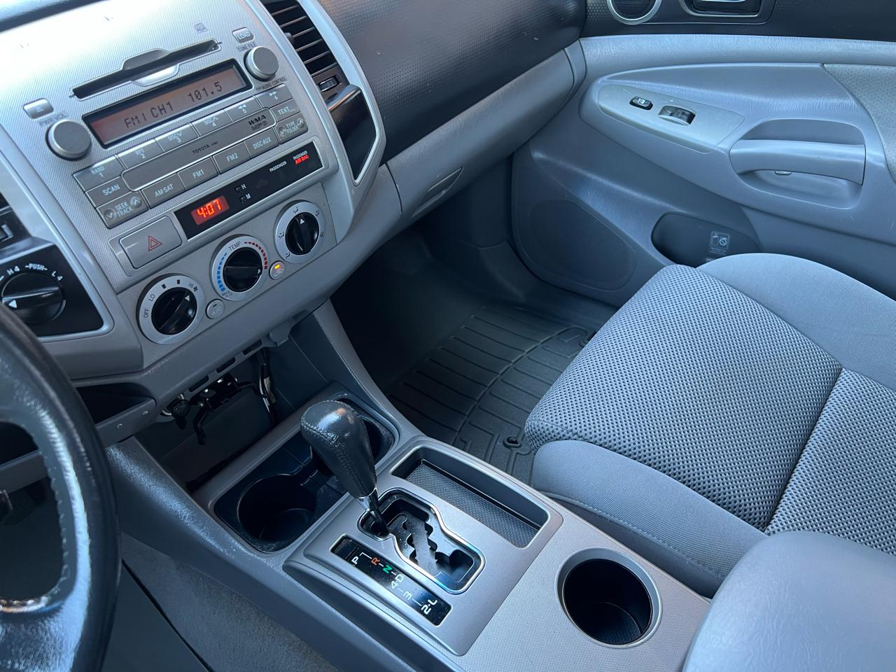 Toyota Tacoma Double Cab Long Bed V6 Auto 4WD 2010