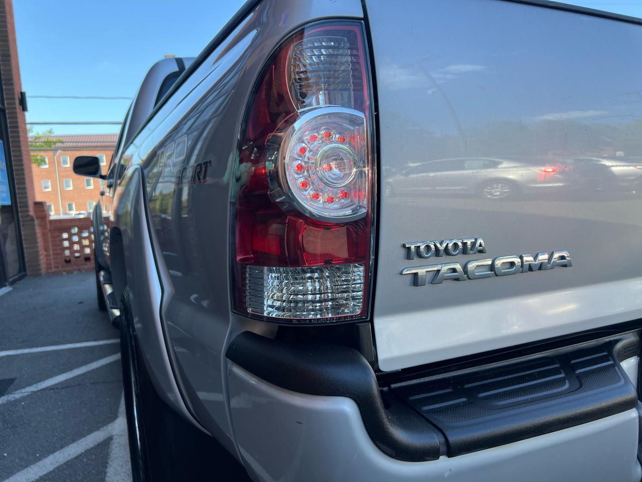 Toyota Tacoma Double Cab Long Bed V6 Auto 4WD 2010