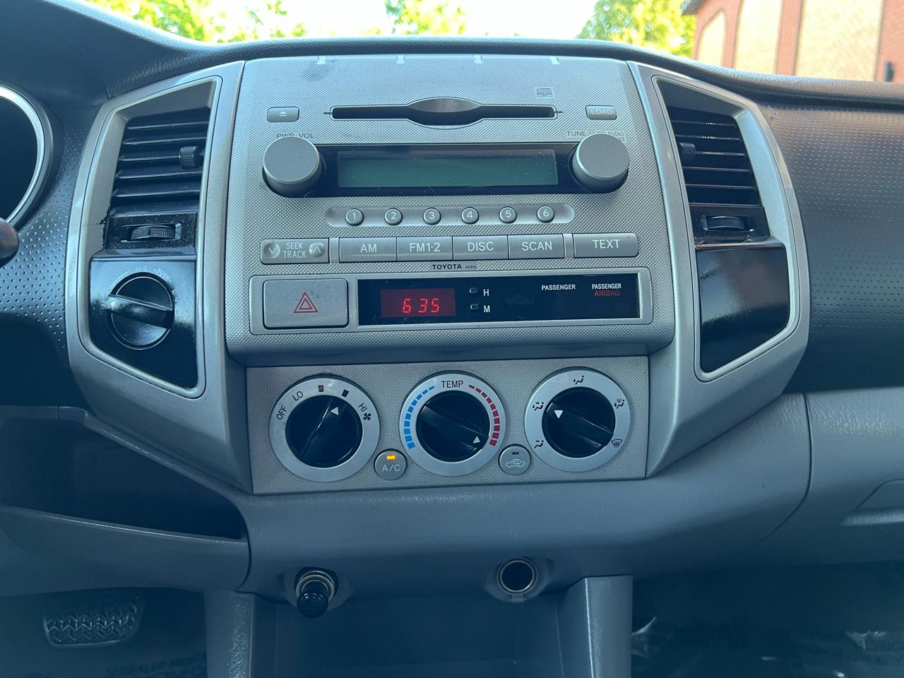 Toyota Tacoma Double Cab Long Bed V6 Automatic 4WD 2005