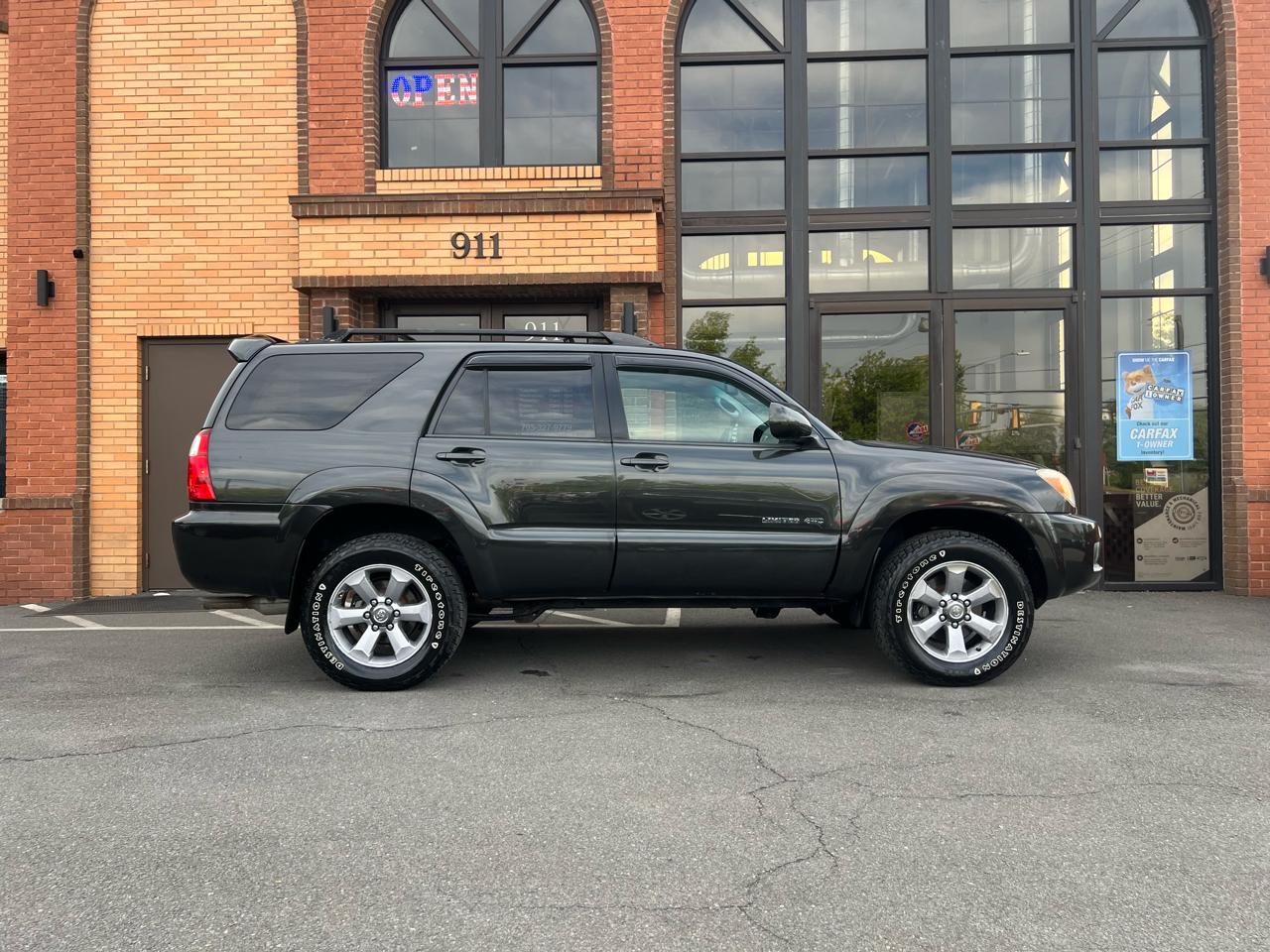 Toyota 4Runner Limited 4WD V6 2009