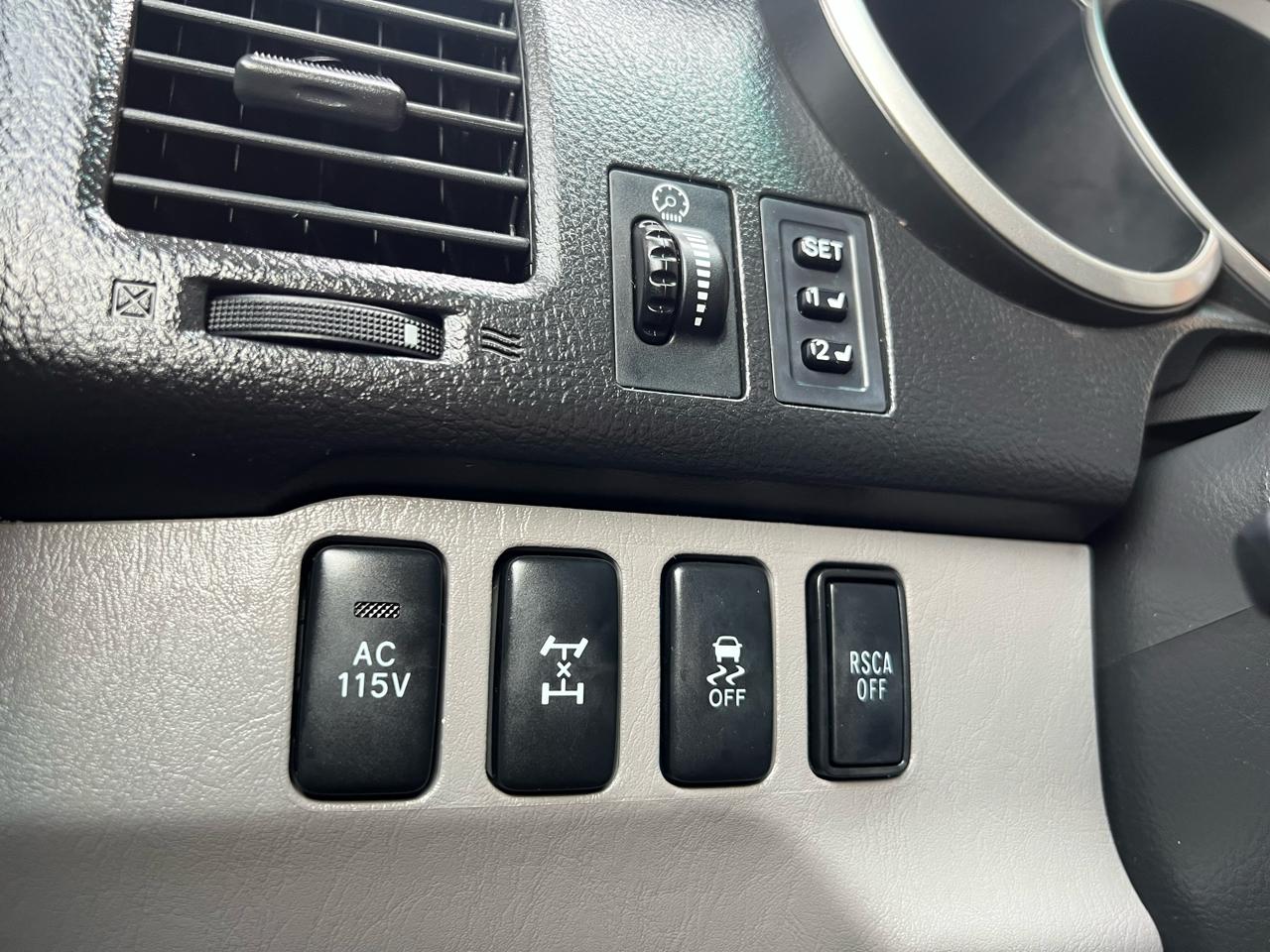 Toyota 4Runner Limited 4WD V6 2009