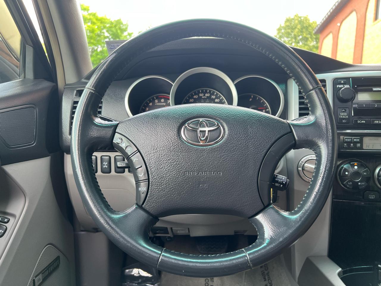 Toyota 4Runner Limited 4WD V6 2009
