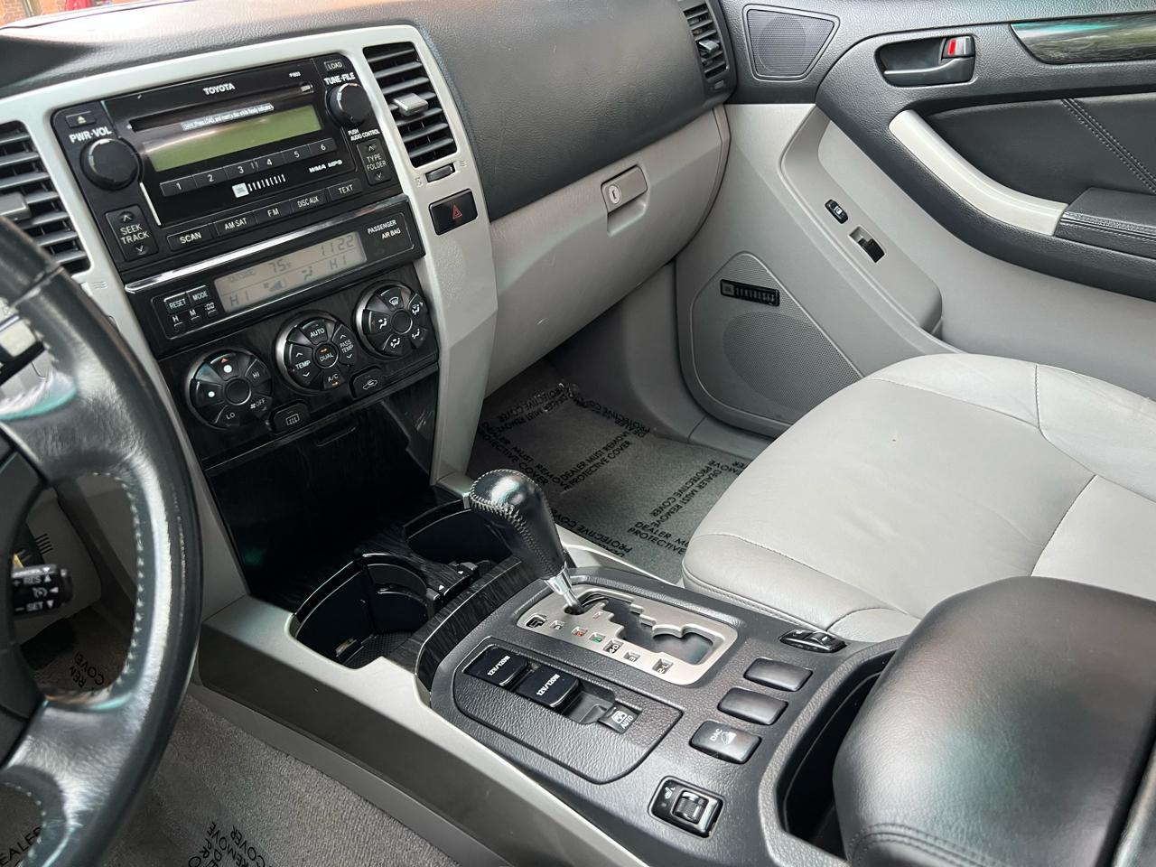 Toyota 4Runner Limited 4WD V6 2009