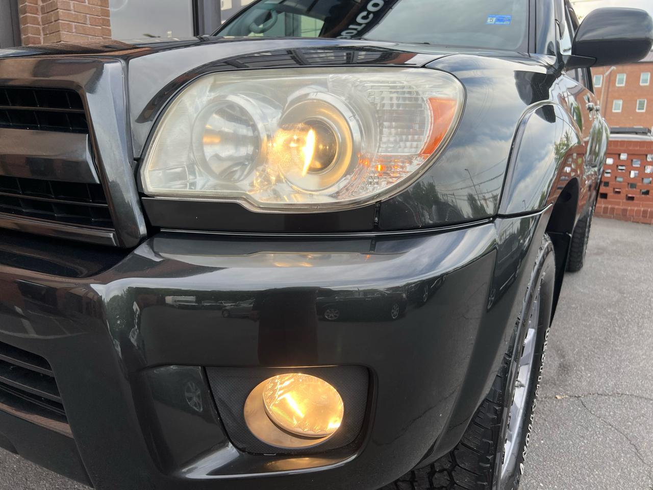 Toyota 4Runner Limited 4WD V6 2009