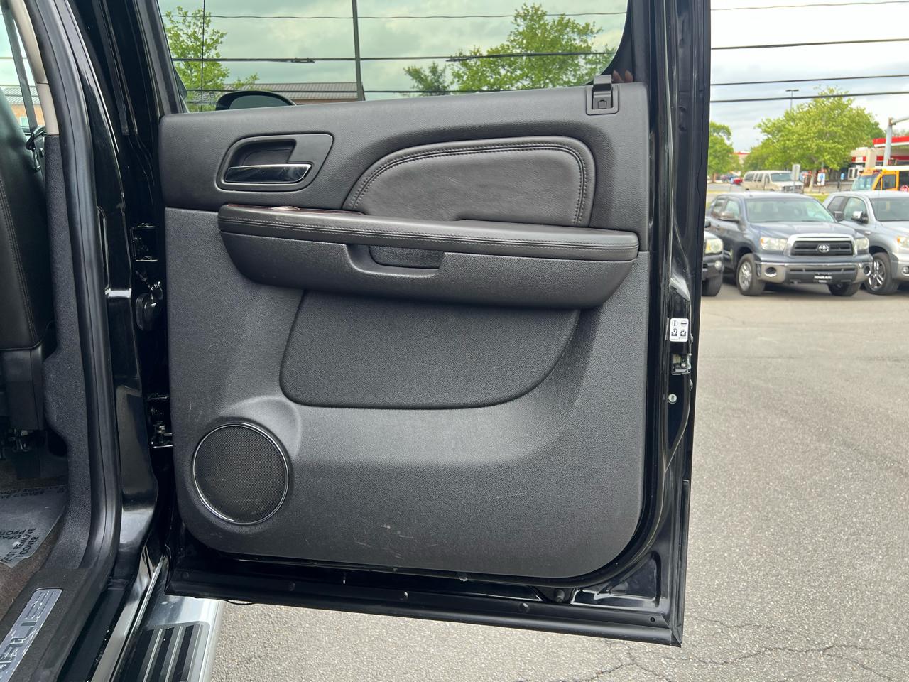 GMC Sierra 2500HD Denali Crew Cab 4WD 2011