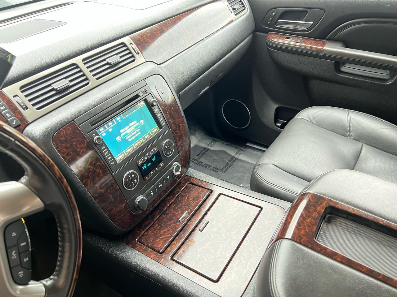 GMC Sierra 2500HD Denali Crew Cab 4WD 2011