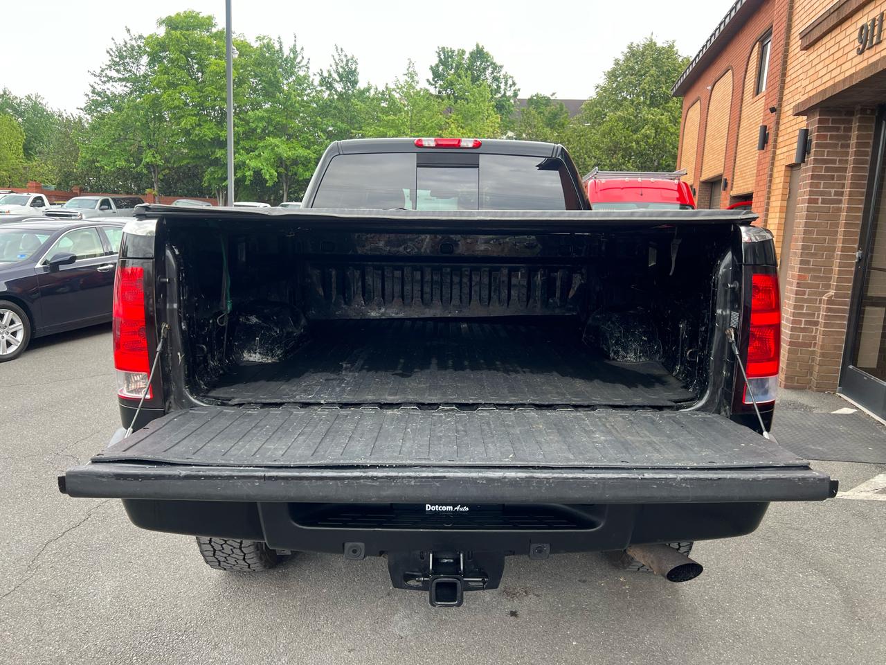 GMC Sierra 2500HD Denali Crew Cab 4WD 2011