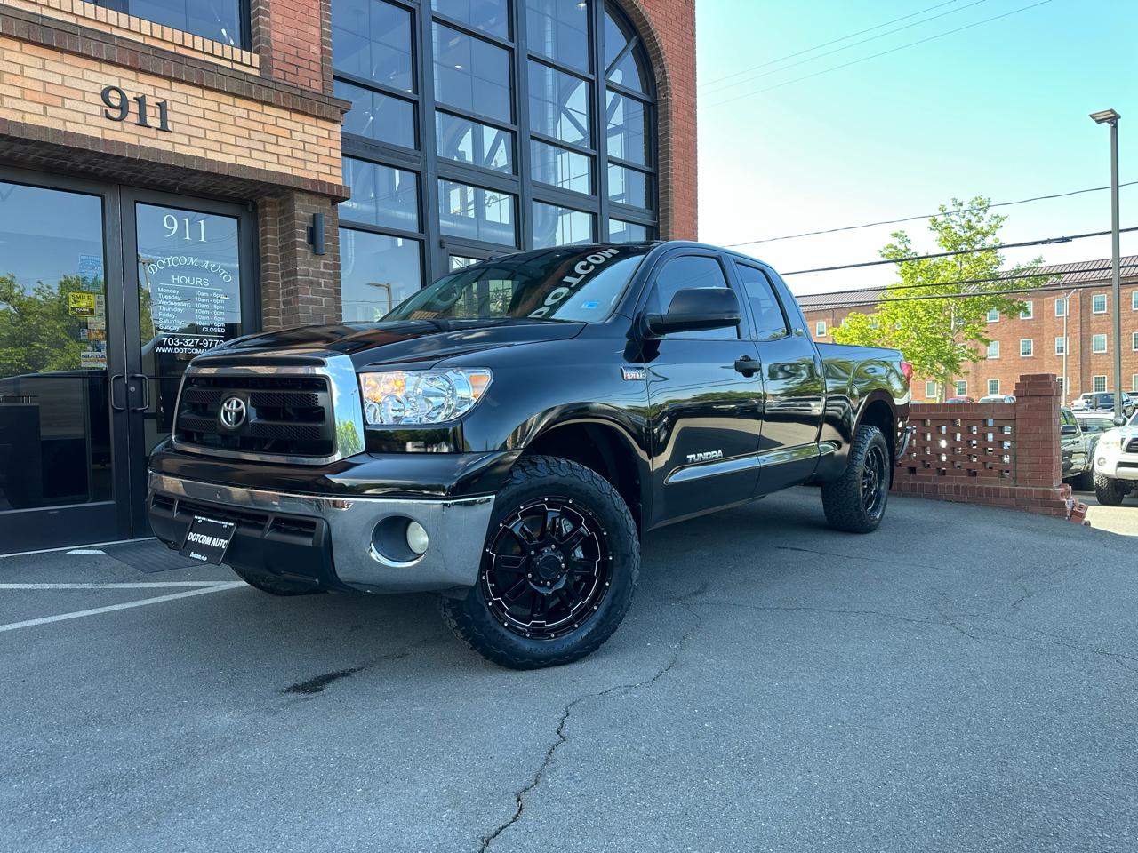 Toyota Tundra Tundra-Grade 5.7L FFV Double Cab 4WD 2010