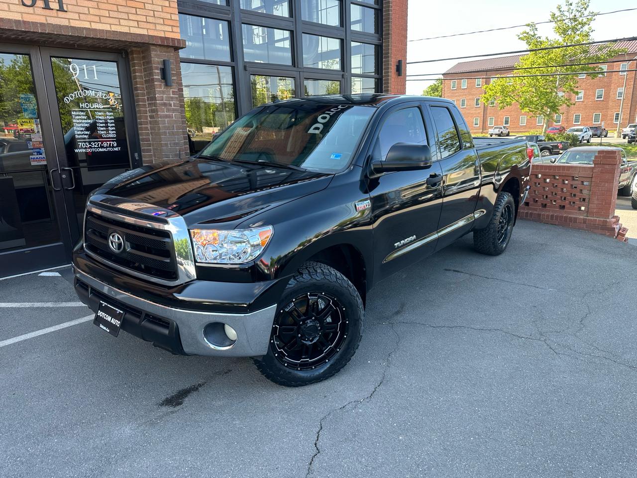 Toyota Tundra Tundra-Grade 5.7L FFV Double Cab 4WD 2010
