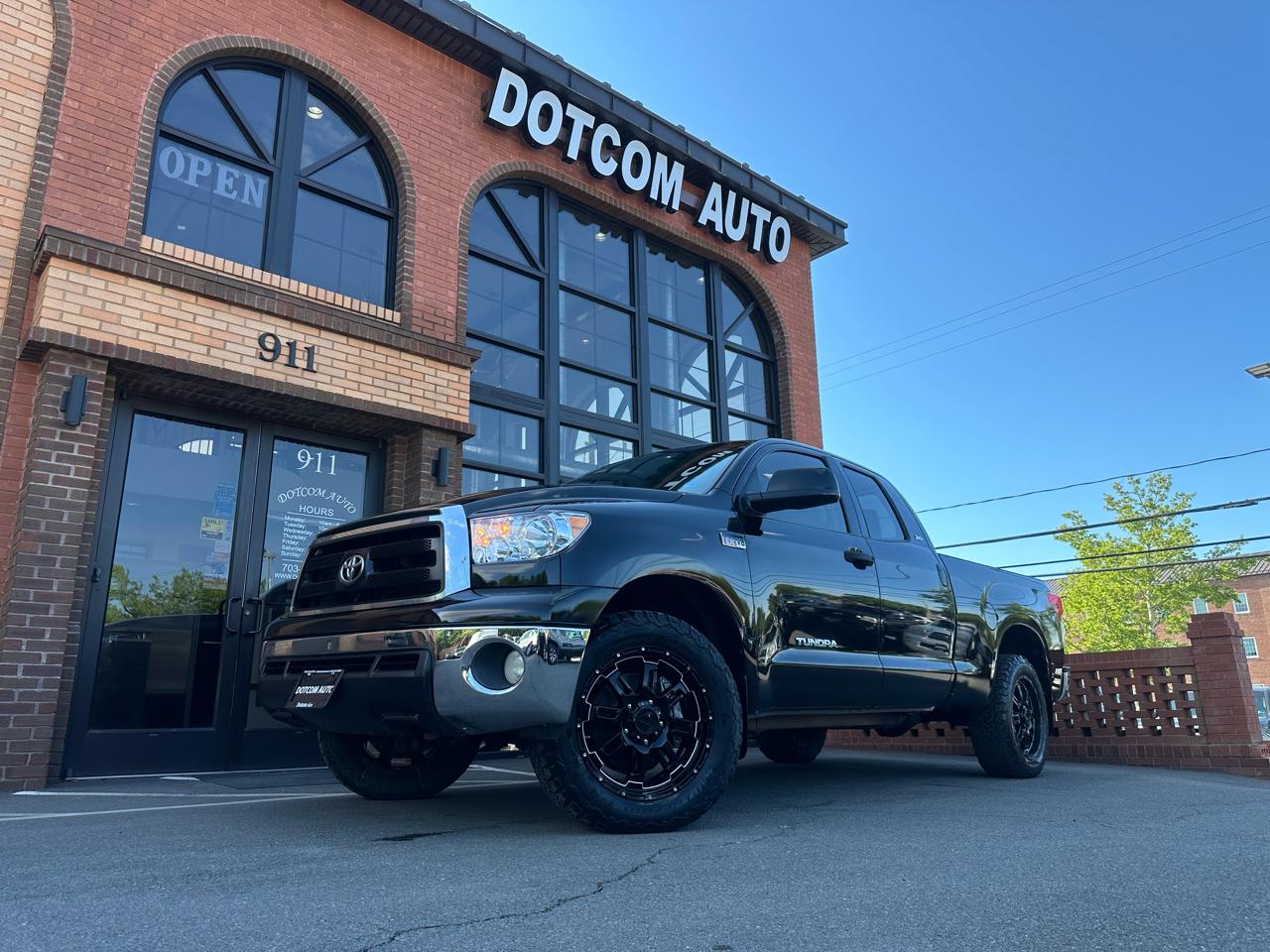 Toyota Tundra Tundra-Grade 5.7L FFV Double Cab 4WD 2010