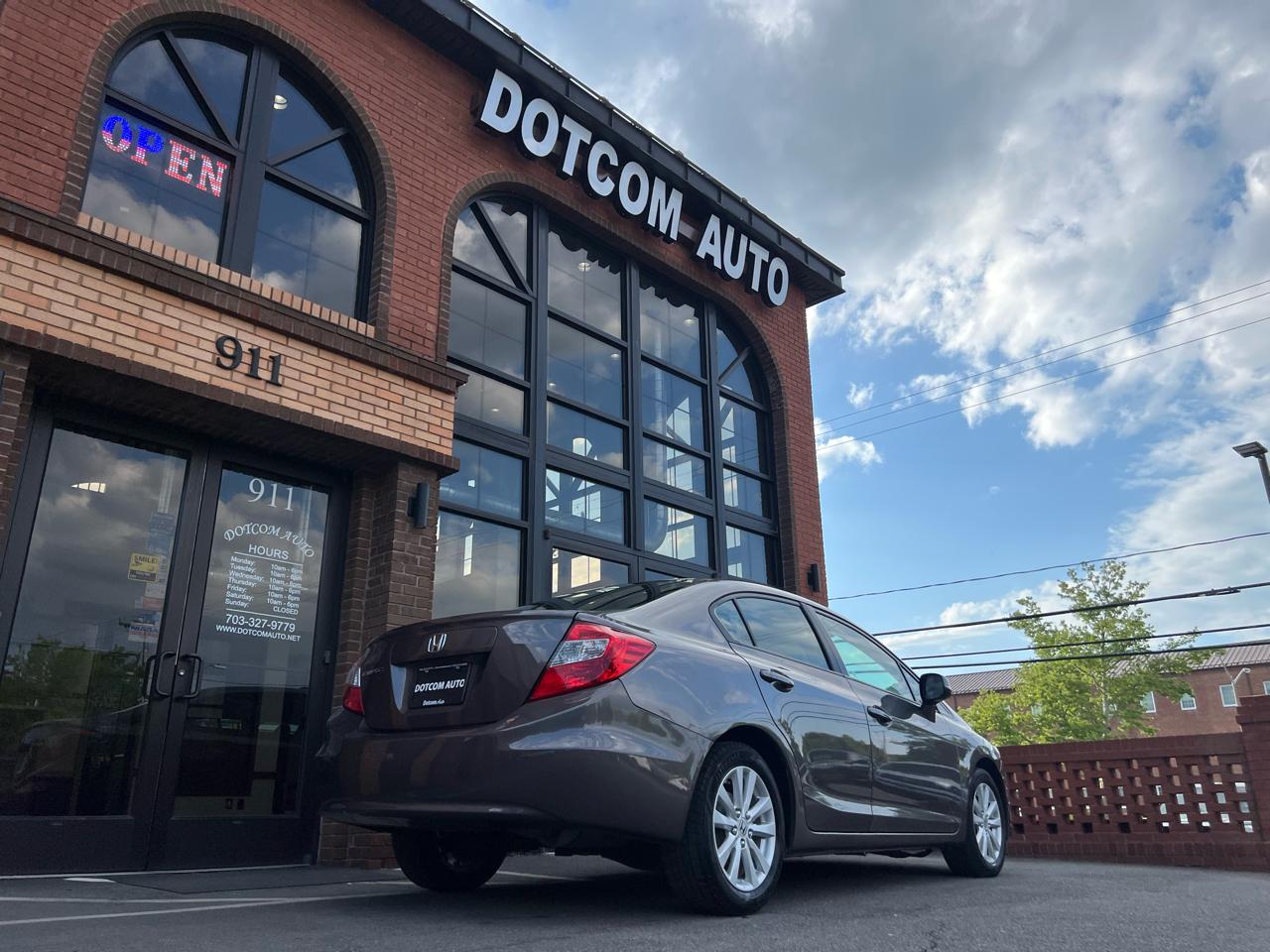Honda Civic EX Sedan 5-Speed AT 2012