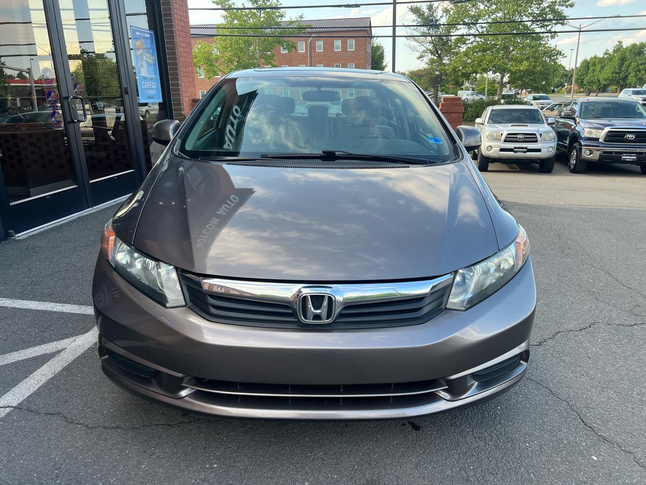 Honda Civic EX Sedan 5-Speed AT 2012