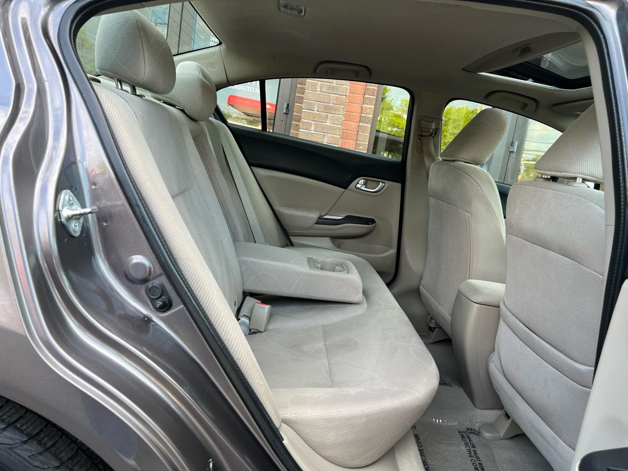 Honda Civic EX Sedan 5-Speed AT 2012