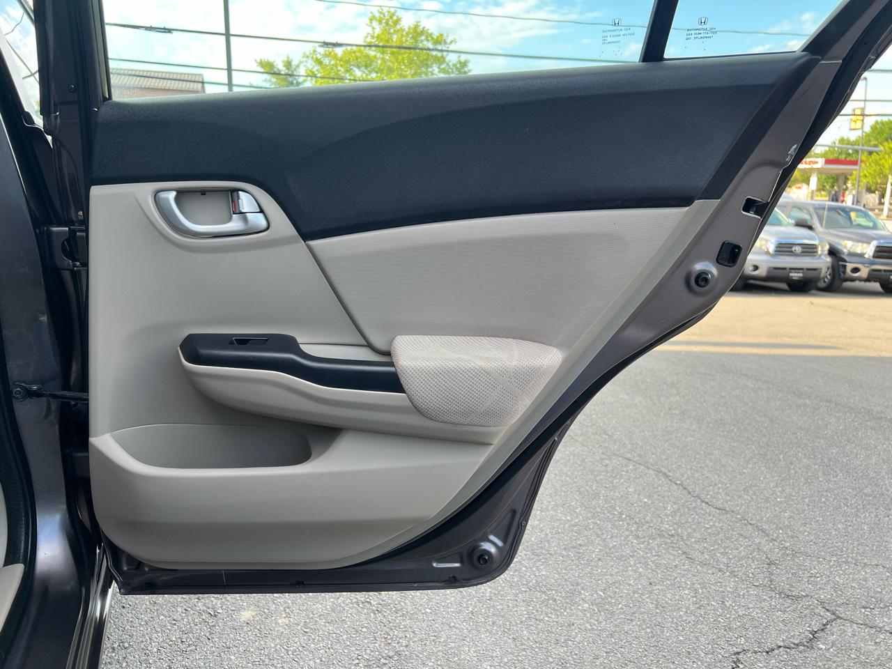 Honda Civic EX Sedan 5-Speed AT 2012