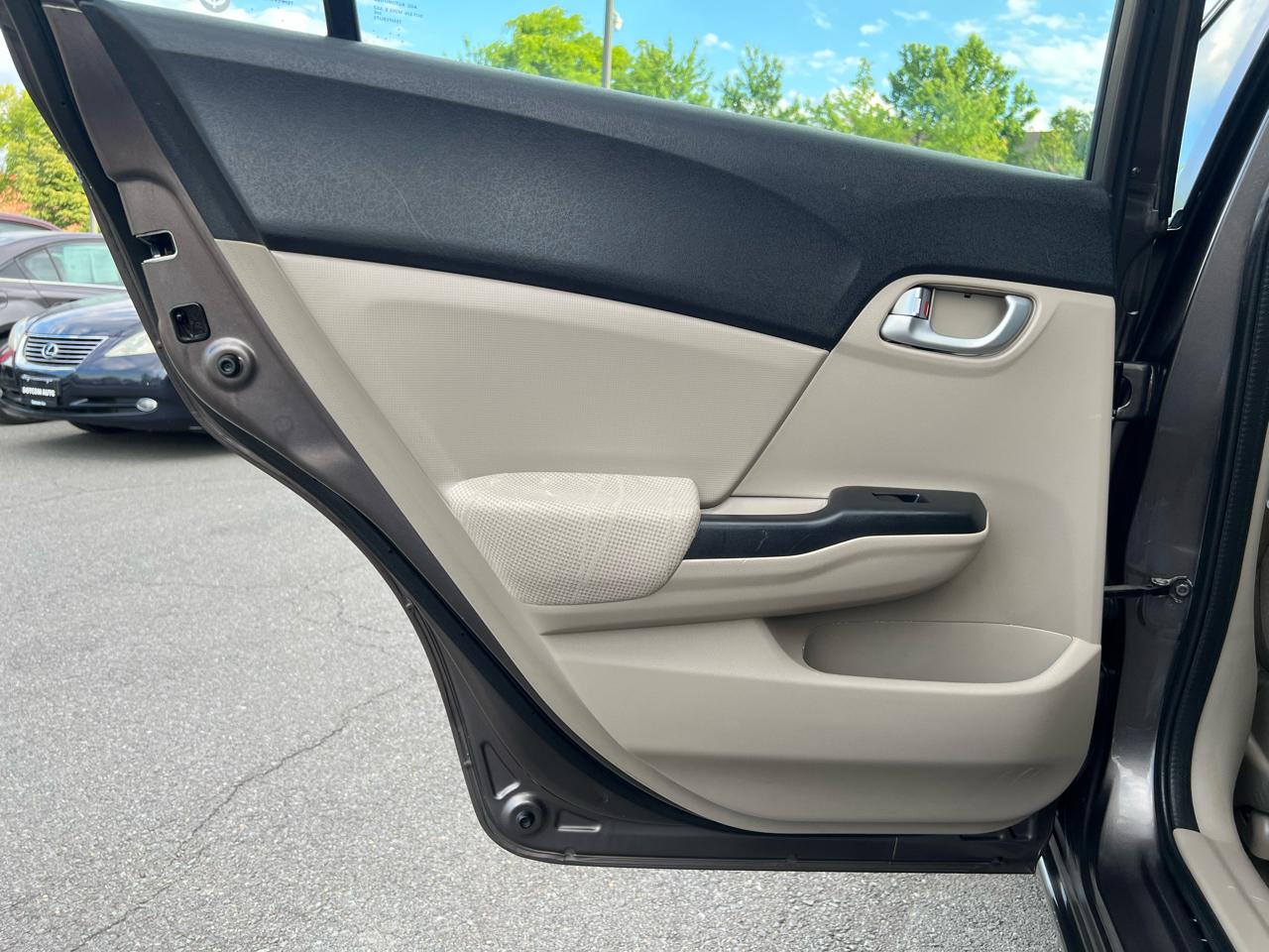 Honda Civic EX Sedan 5-Speed AT 2012