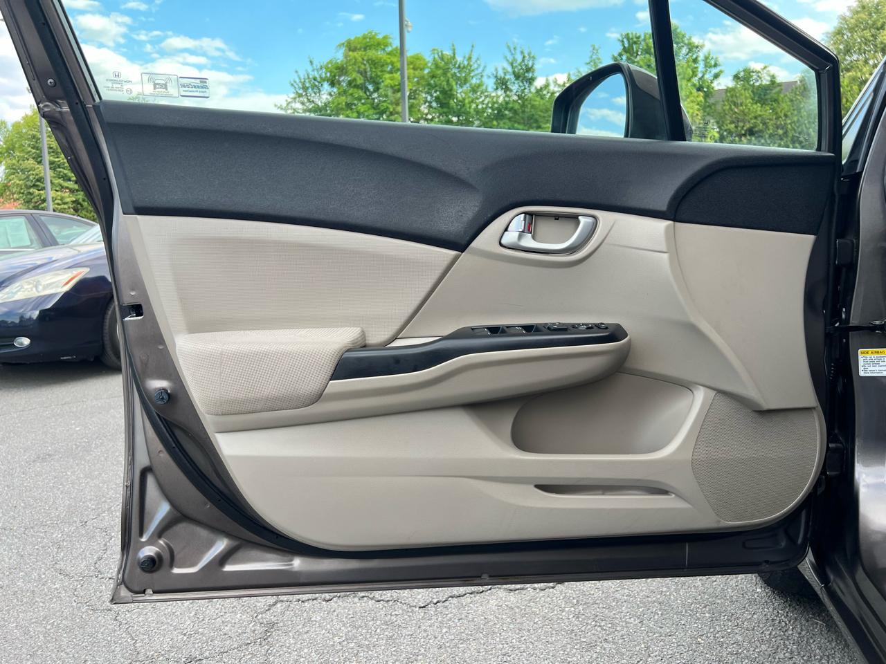 Honda Civic EX Sedan 5-Speed AT 2012