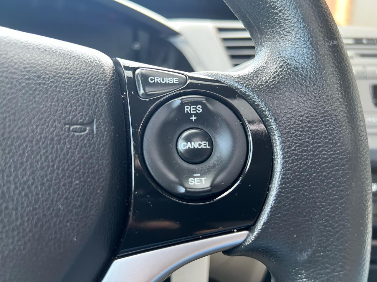 Honda Civic EX Sedan 5-Speed AT 2012