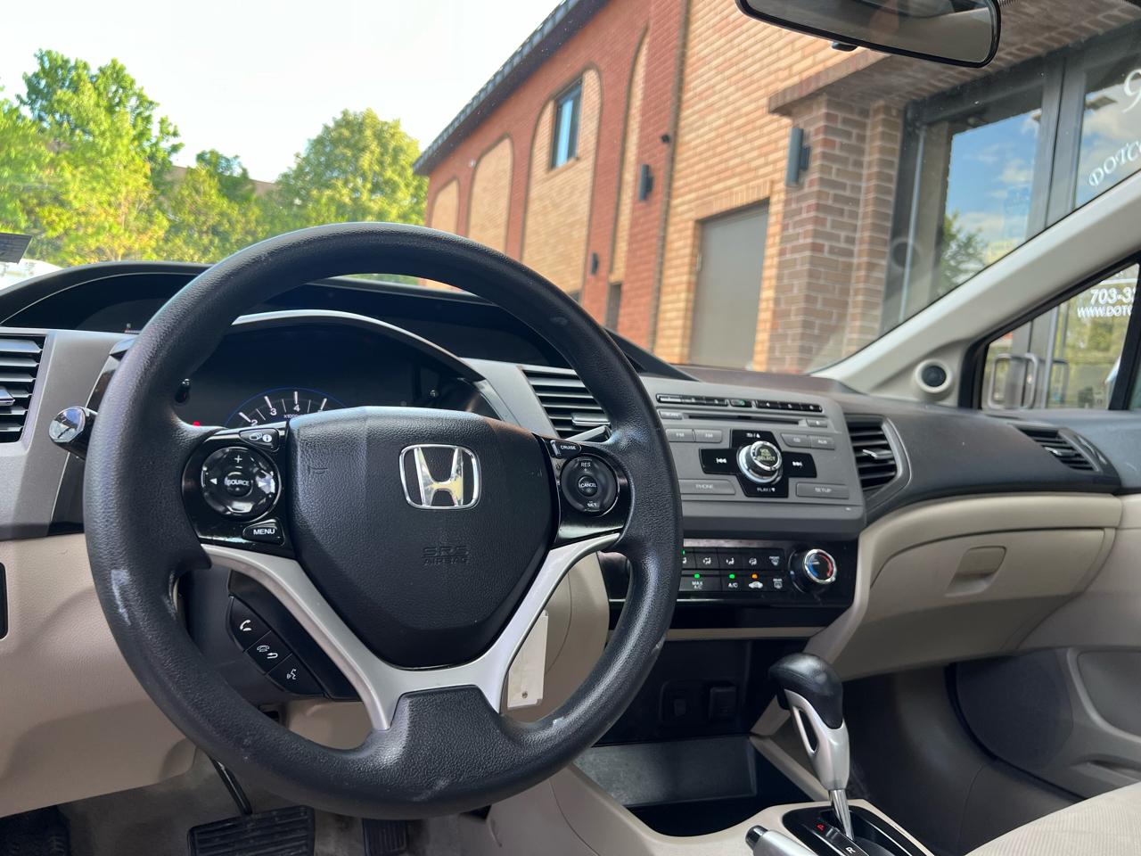 Honda Civic EX Sedan 5-Speed AT 2012
