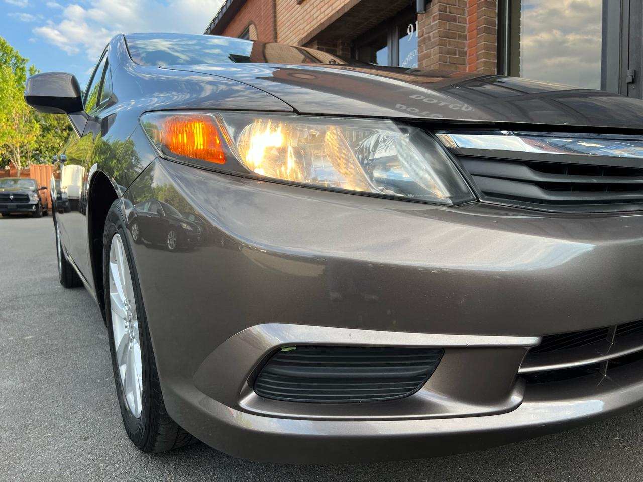 Honda Civic EX Sedan 5-Speed AT 2012