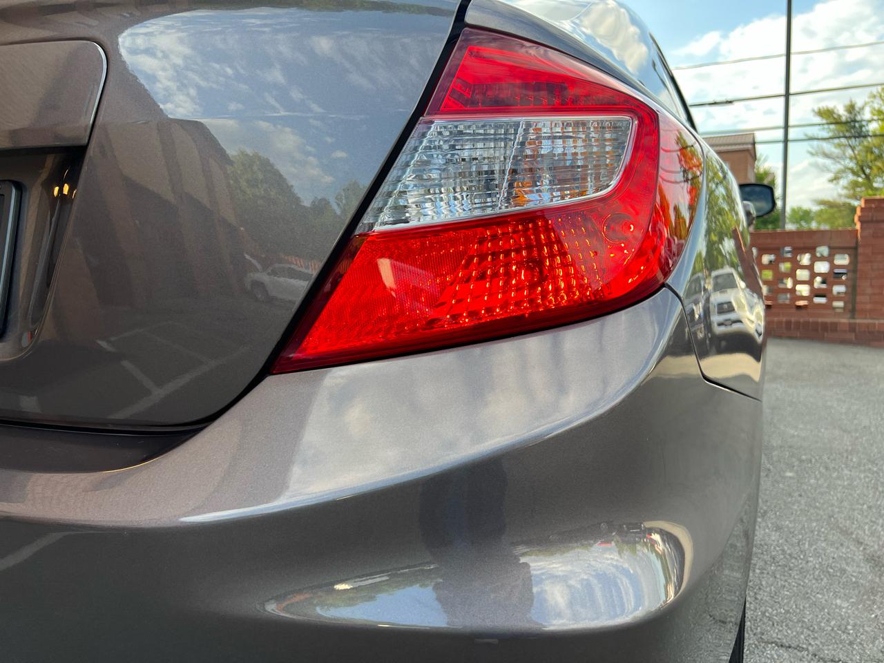 Honda Civic EX Sedan 5-Speed AT 2012