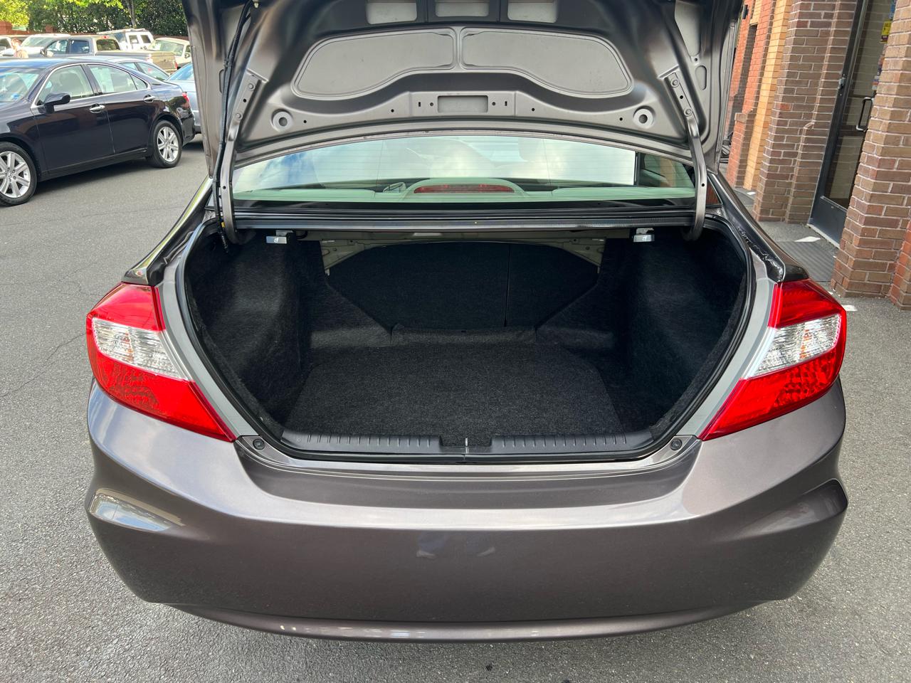 Honda Civic EX Sedan 5-Speed AT 2012