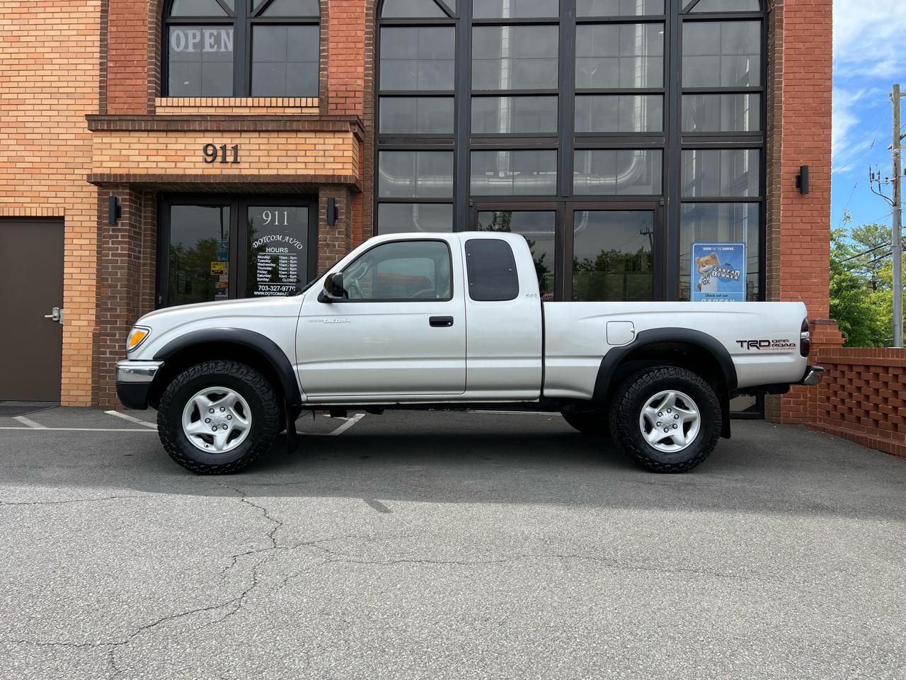 Toyota Tacoma Xtracab V6 4WD 2004