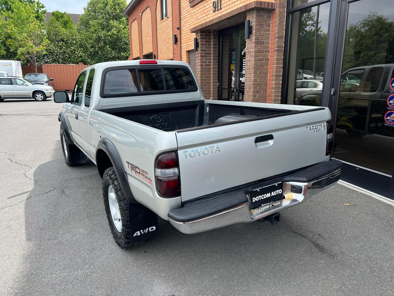 Toyota Tacoma Xtracab V6 4WD 2004