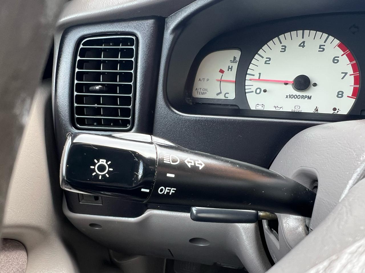Toyota Tacoma Xtracab V6 4WD 2004