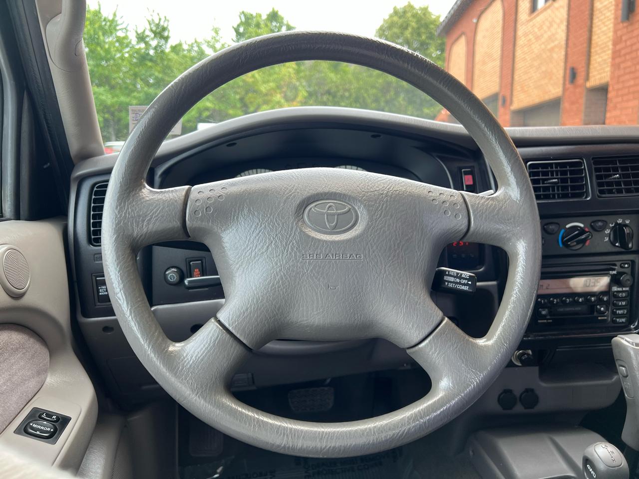 Toyota Tacoma Xtracab V6 4WD 2004