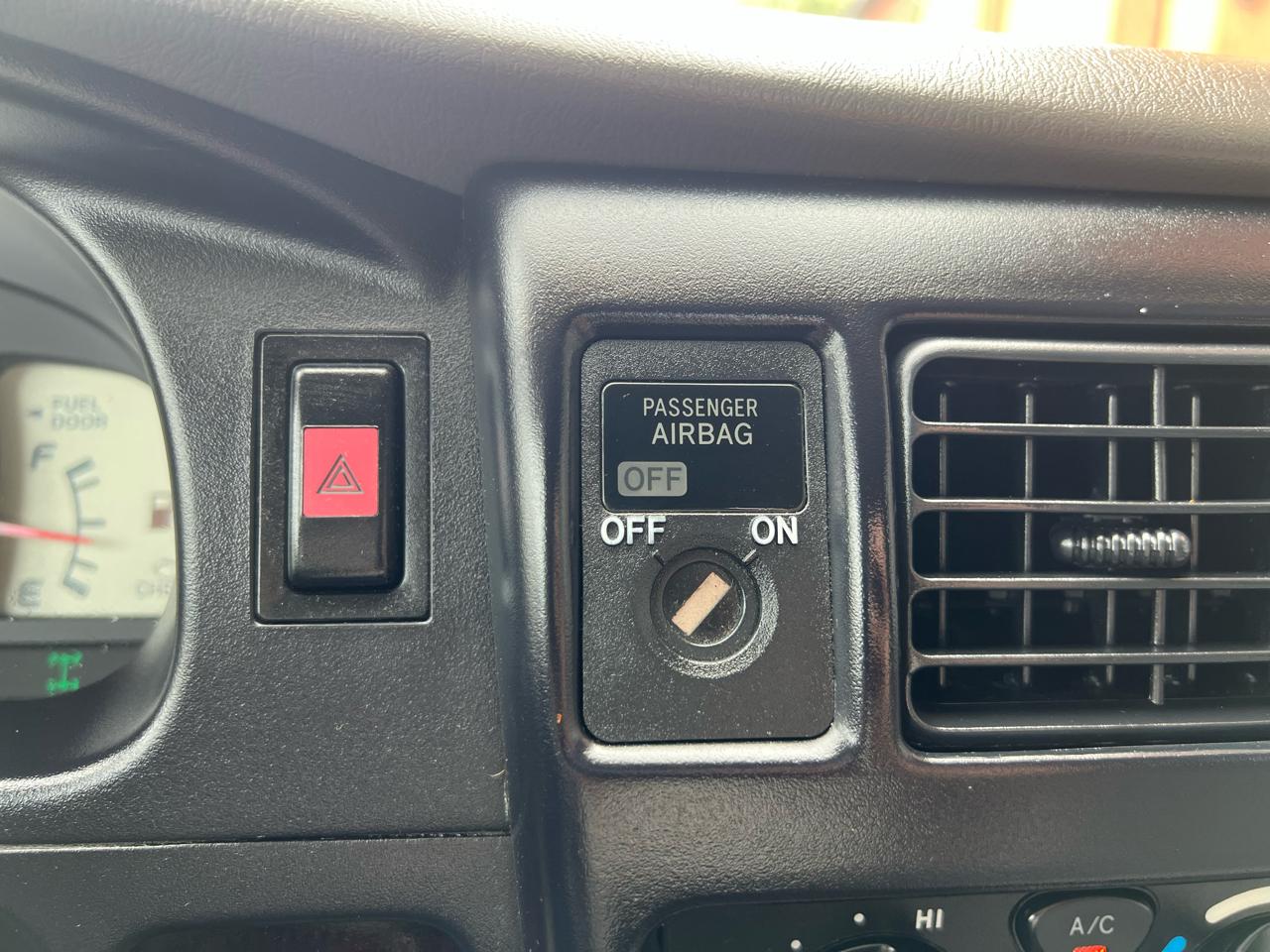Toyota Tacoma Xtracab V6 4WD 2004