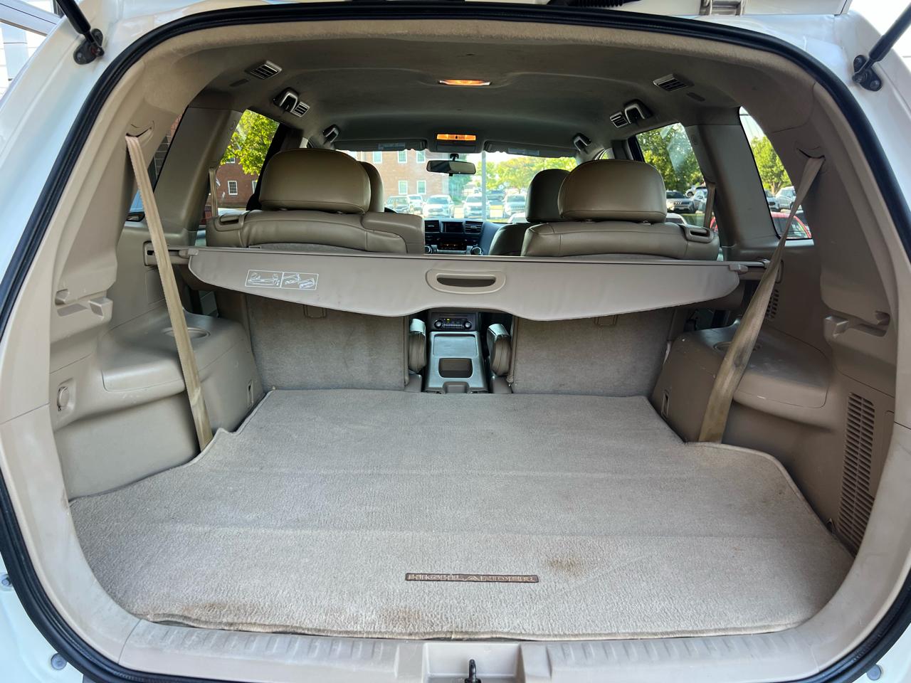 Toyota Highlander Base 4WD 2012